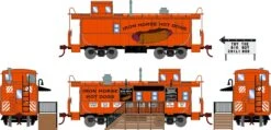 Athearn 74040 HO Concession Cupola Caboose 3-Piece Set Iron Horse Hot Dogs